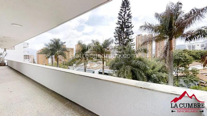 Apartamento Elegante de 3 Alcobas en Loma de Los Balsos - 3