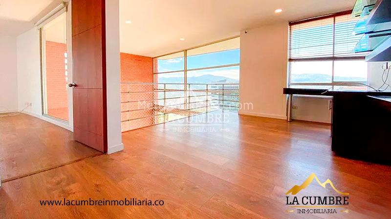 Apartamento Dúplex de 3 Alcobas en El Tesoro, El Poblado - 9