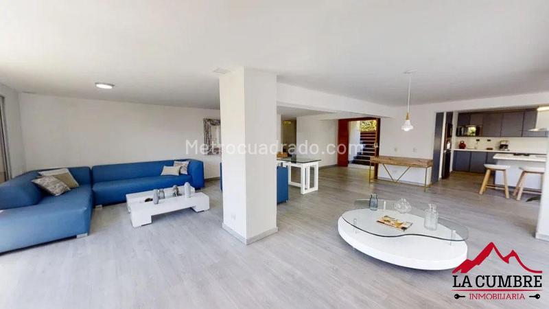 Casa Amoblada de 5 Alcobas para Alquiler en El Poblado Tesoro - 7