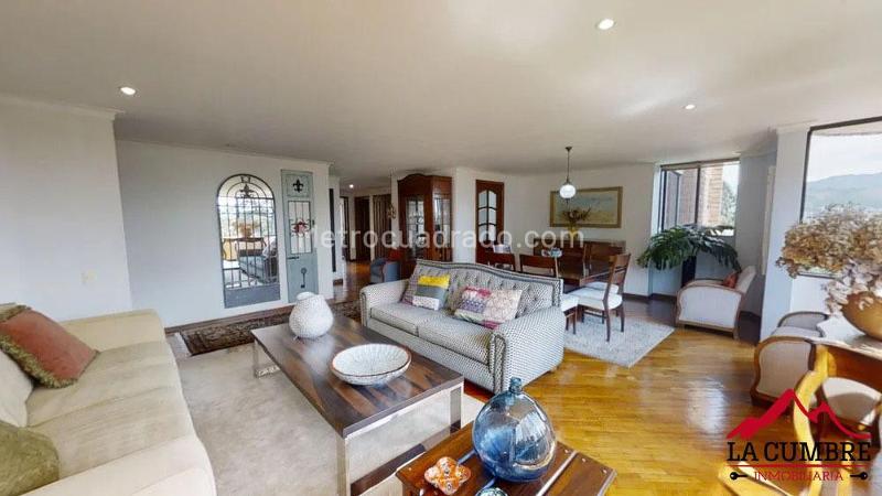 Apartamento Amoblado de 3 Alcobas en Loma El Campestre - 5