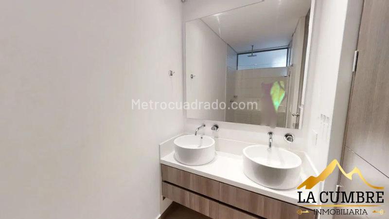 3BR Apartment with Double Covered Parking in Santa María de los Ángeles, El Poblado - 5