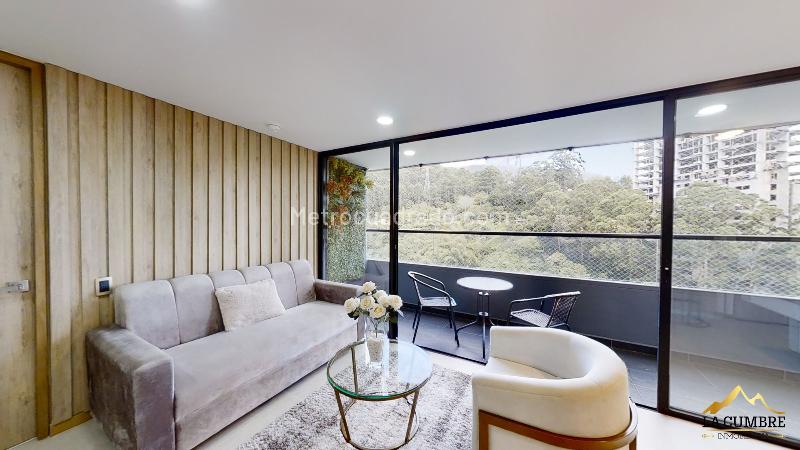 Apartamento Amoblado de 3 Alcobas en El Poblado Las Palmas - 2