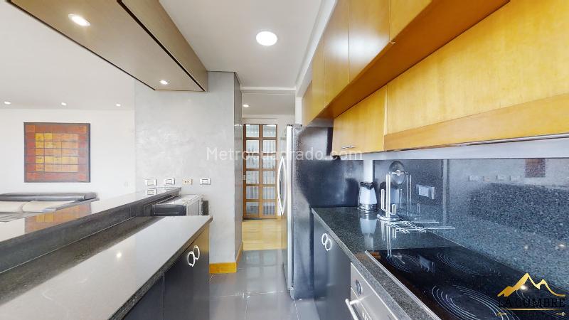 Furnished 2BR Apartment in El Poblado Loma de Los Parra - 7