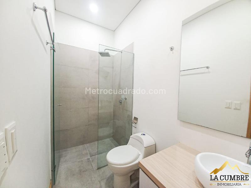 Charming 3BR House in El Poblado Loma de Los Parra - 7