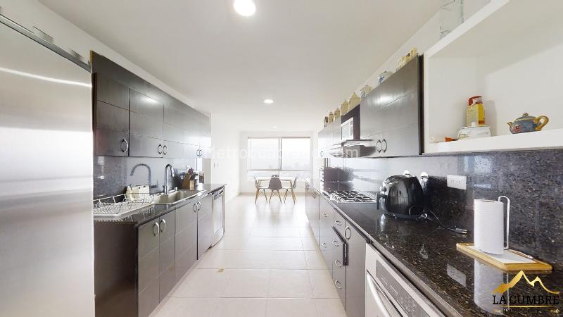 Furnished 3BR Apartment with Gym in El Poblado La Calera - 5