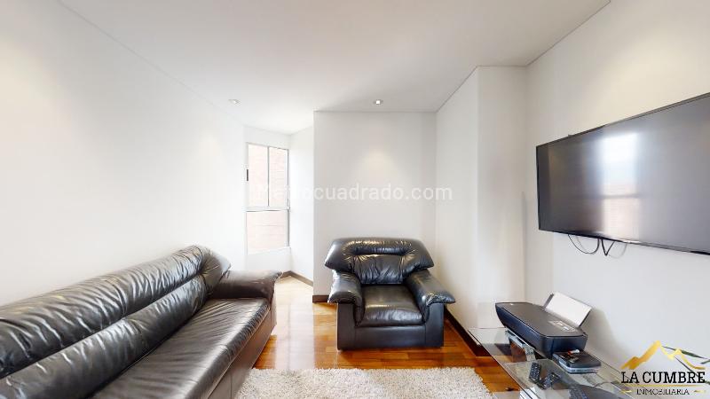 Furnished 3BR Apartment with Gym in El Poblado La Calera - 9