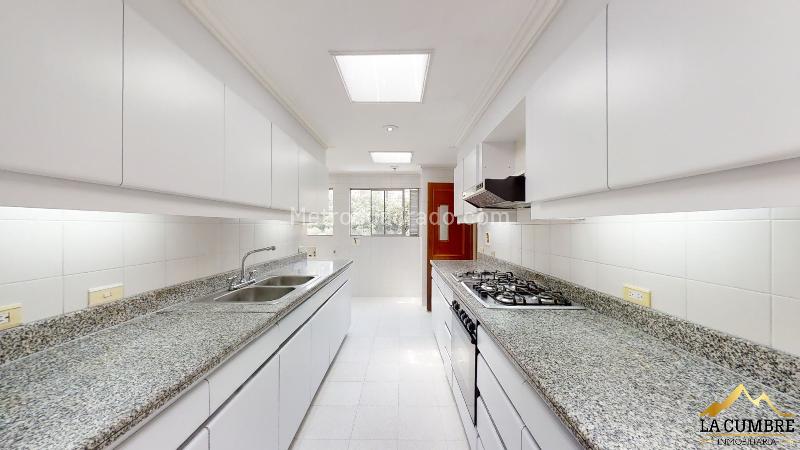 Apartamento de 3 Alcobas en La Calera, El Poblado - 6