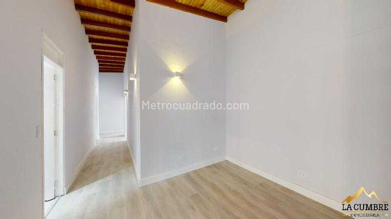 Spacious 4BR Apartment in El Poblado El Tesoro - 3