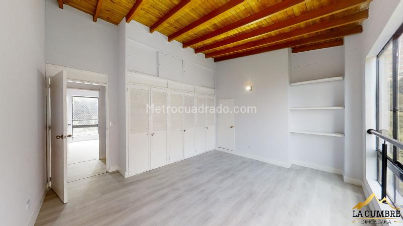 Spacious 4BR Apartment in El Poblado El Tesoro - 5