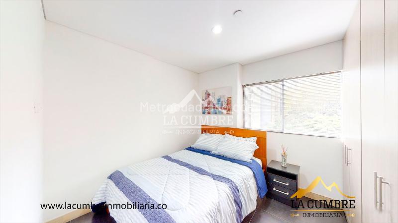 Furnished 2BR Apartment with 2 Baths in El Poblado (Los Balsos) - 9