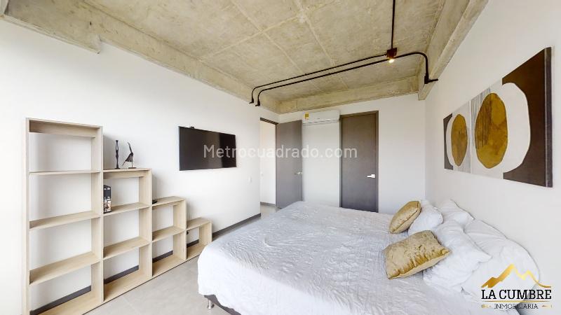Apartamento Amoblado de 2 Alcobas en Loma de Los Parra - 9