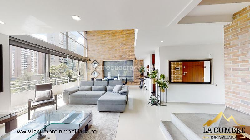 Apartamento Dúplex de 3 Alcobas en El Poblado El Tesoro - 4