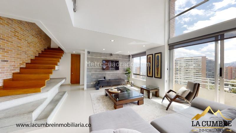 Apartamento Dúplex de 3 Alcobas en El Poblado El Tesoro - 6