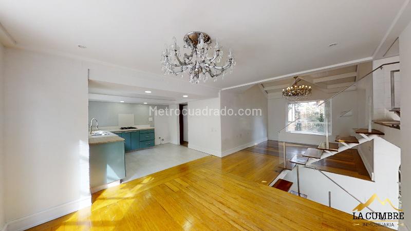 Spacious 4BR House with Pool in El Poblado San Lucas - 3