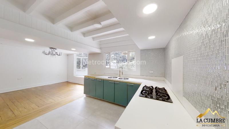 Spacious 4BR House with Pool in El Poblado San Lucas - 6