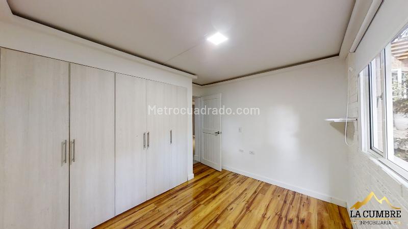 Spacious 4BR House with Pool in El Poblado San Lucas - 9