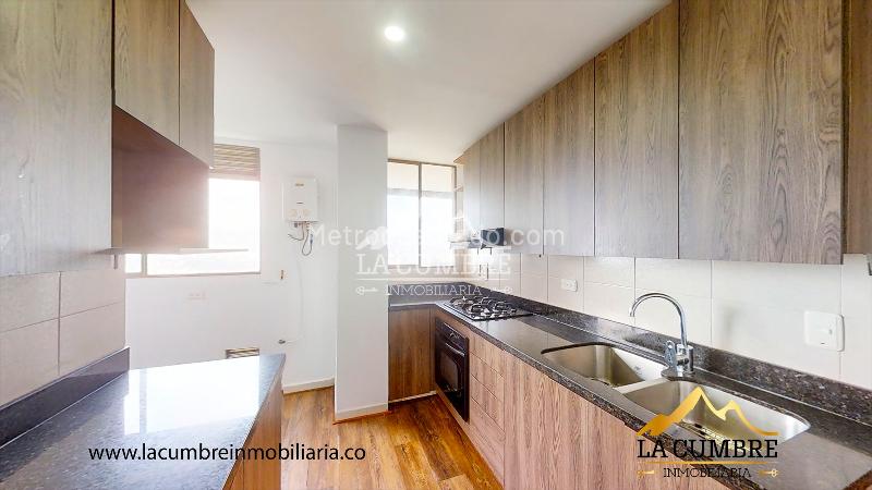 Apartamento de 3 Alcobas con 4 Baños en El Tesoro, El Poblado - 6