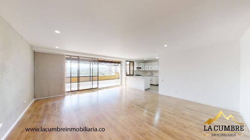 Cozy 2BR Apartment in El Poblado La Calera - 5