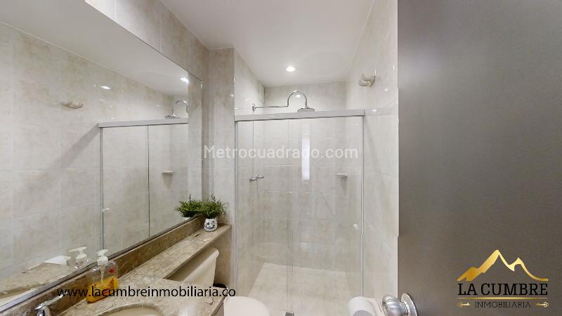 Apartamento Amoblado de 2 Alcobas en San Lucas, El Poblado - 9
