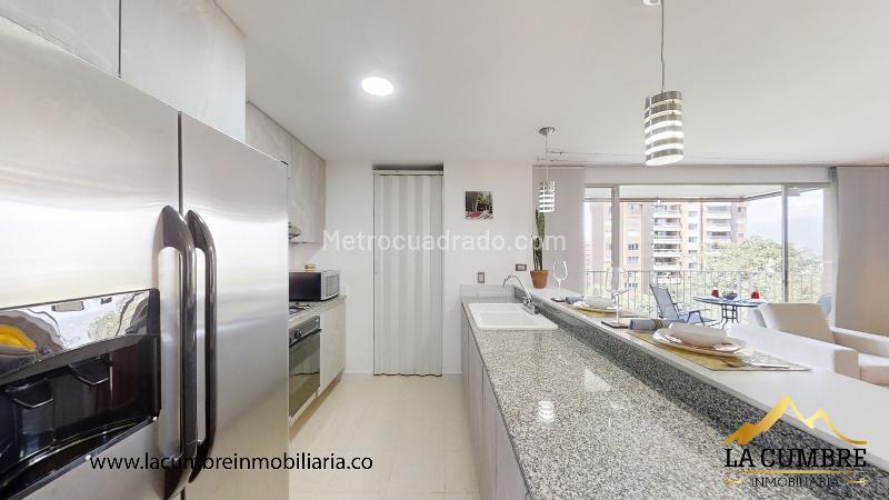 Apartamento Amoblado de 2 Alcobas en San Lucas, El Poblado - 4