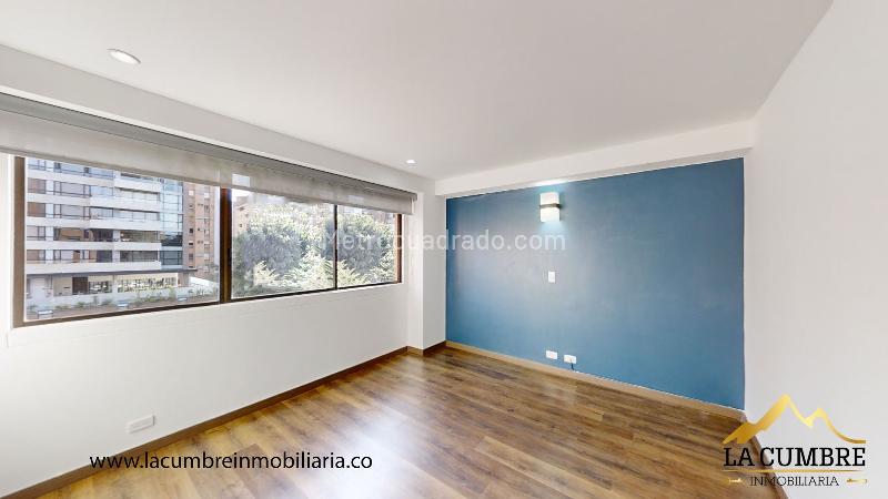 Apartamento de 3 Alcobas con Doble Parqueadero Cubierto en Loma Los Parra - 4