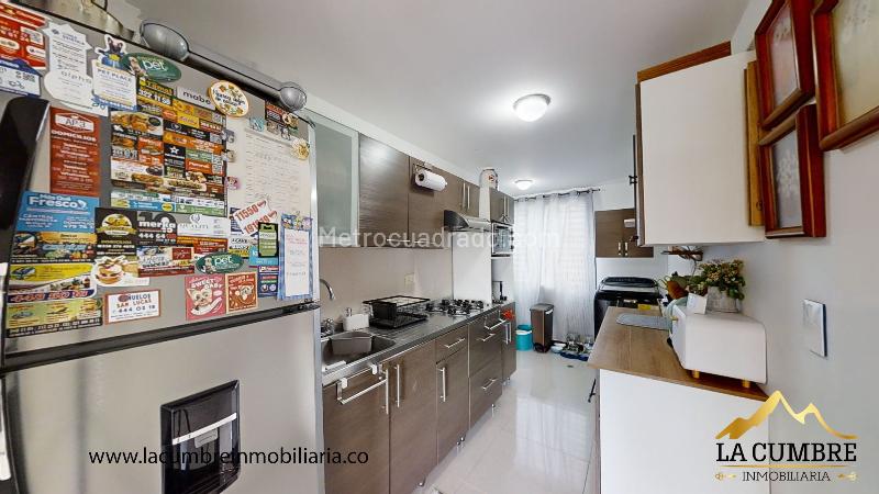 Furnished 3BR Apartment with 3 Baths in El Tesoro - 7