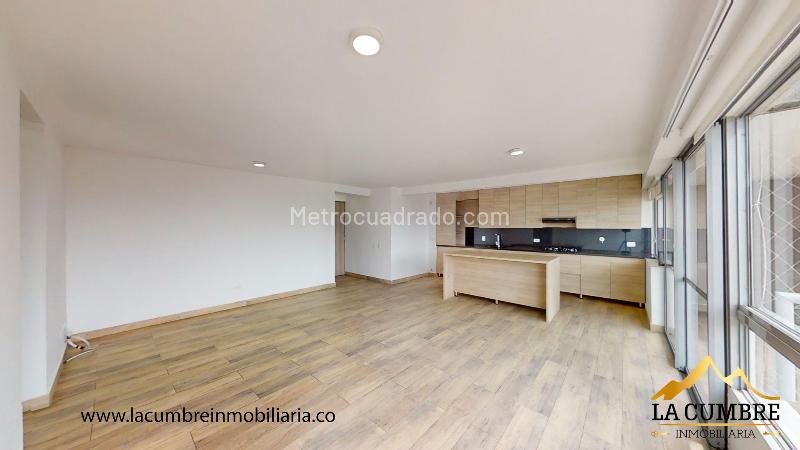 3BR Apartment in Loma San Julißn with Double Covered Parking - 2