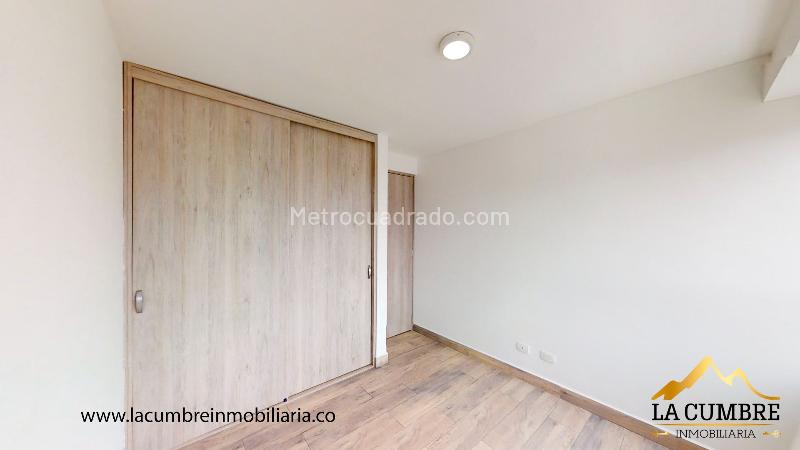 3BR Apartment in Loma San Julißn with Double Covered Parking - 8