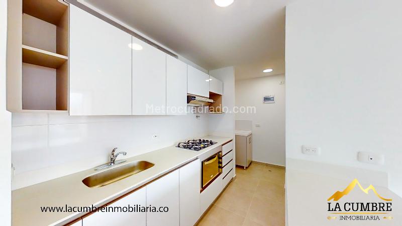 3BR Apartment with Double Covered Parking in El Poblado (Loma Televida) - 5