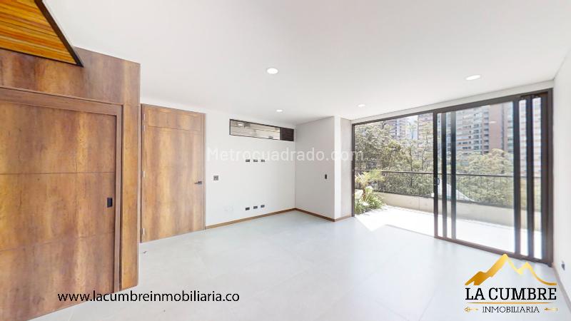 2BR Apartment with Double Covered Parking in El Poblado Las Palmas - 2