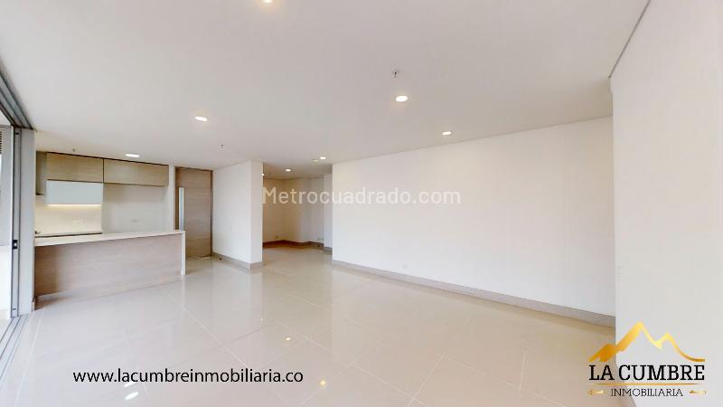 Apartamento de 3 Alcobas con Doble Parqueadero Cubierto en Provenza - 2