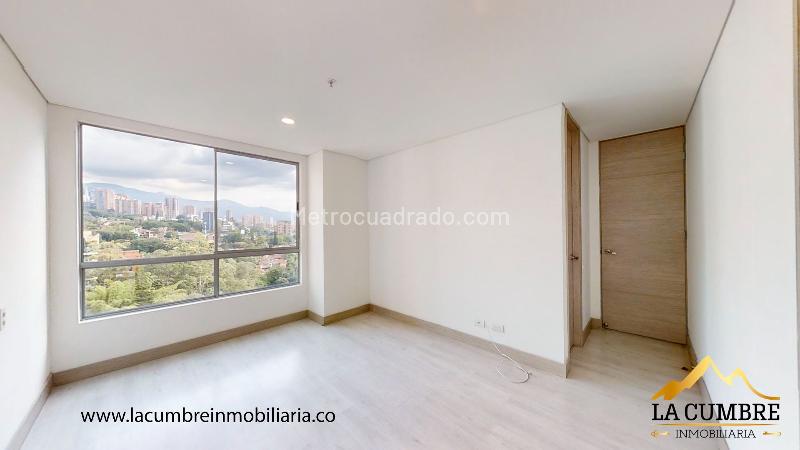 Apartamento de 3 Alcobas con Doble Parqueadero Cubierto en Provenza - 7