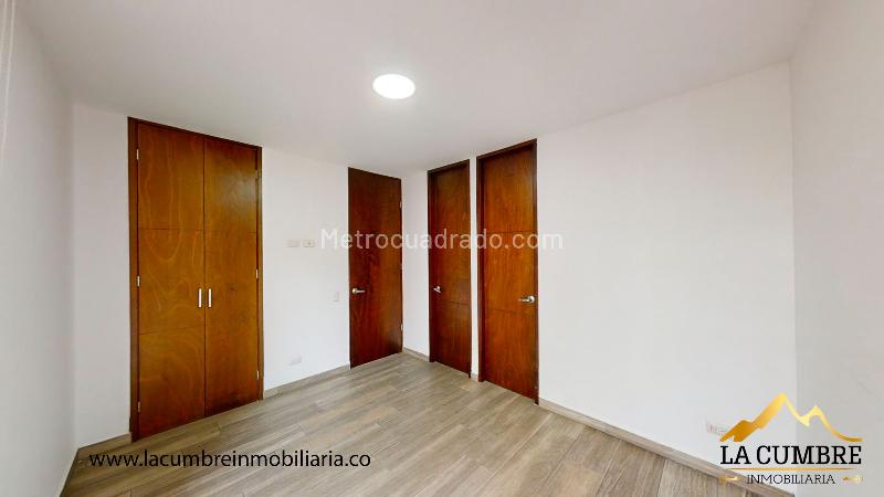 2BR Apartment with Terrace in El Poblado - 8