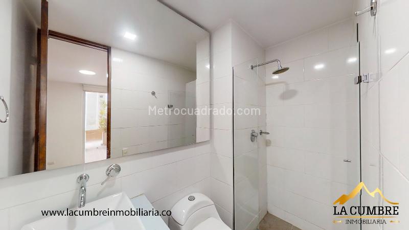 2BR Apartment with Terrace in El Poblado - 9