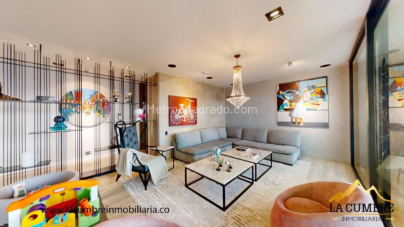 Modern 3BR Apartment with Gym in El Poblado Los Balsos - 4