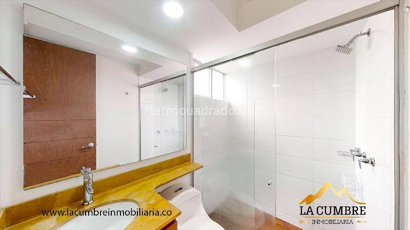 Modern 3BR Apartment in El Poblado Castropol - 8