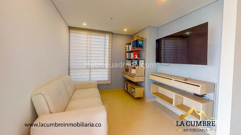 Apartamento de 3 Alcobas con Estilo en El Poblado Provenza - 8