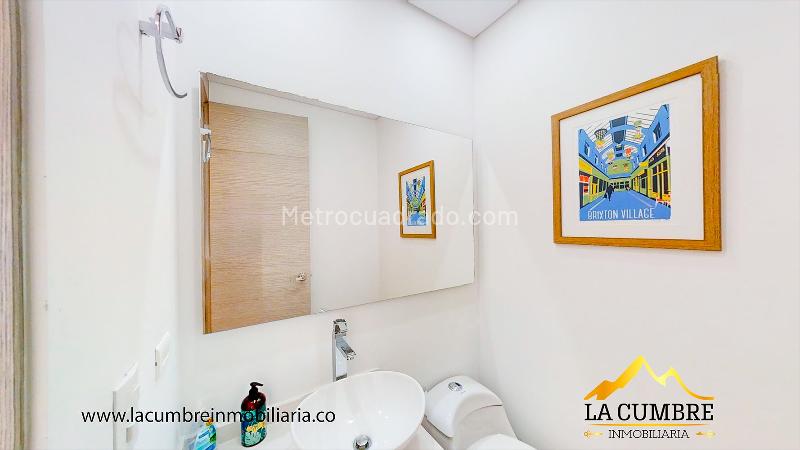 Apartamento de 3 Alcobas con Estilo en El Poblado Provenza - 7