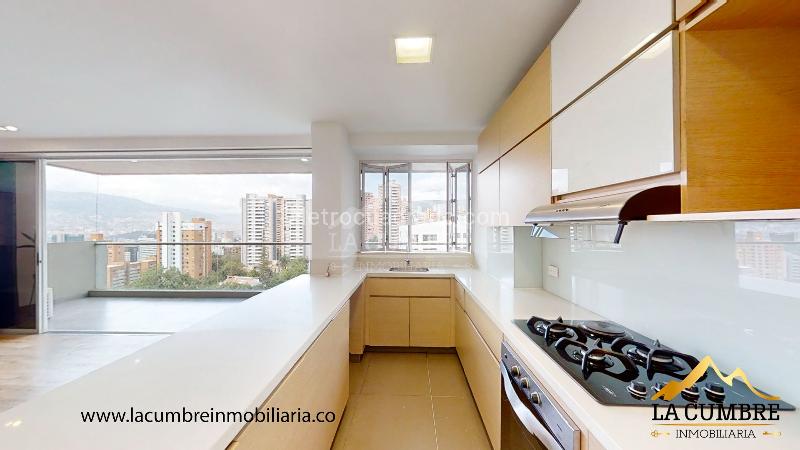 Cozy 3BR Apartment in La Alejandría - 6