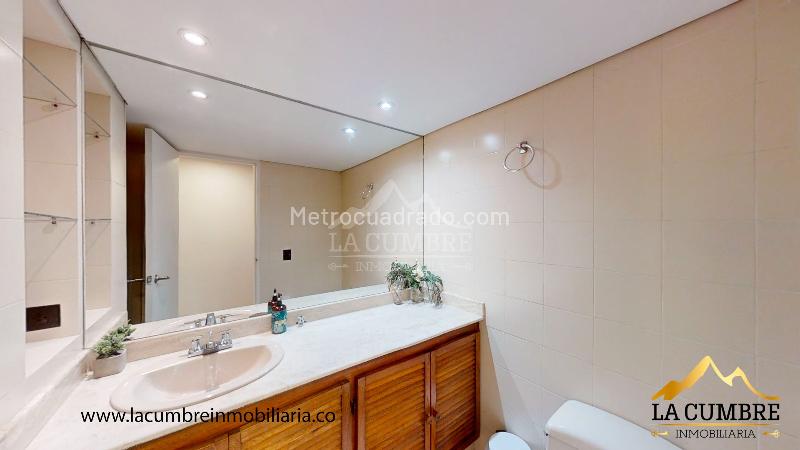 Apartamento Amoblado de 3 Alcobas en Arriendo en Vizcaya - 7