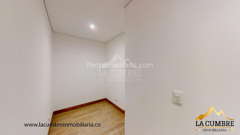 2BR Apartment with 3 Baths in Ciudad del Rio, Poblado - 9