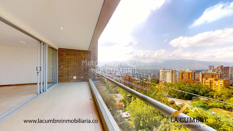 Apartamento de 3 Alcobas en El Tesoro con 3 Parqueaderos - 3