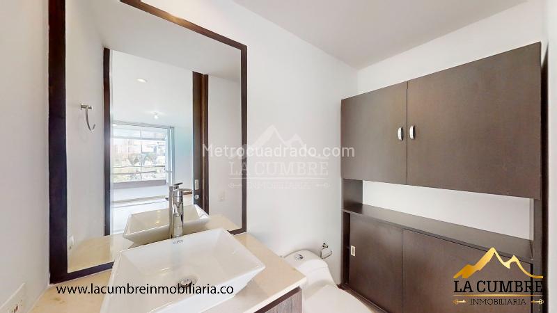 Apartamento de 3 Alcobas y 4 Baños en El Poblado - La Calera - 7