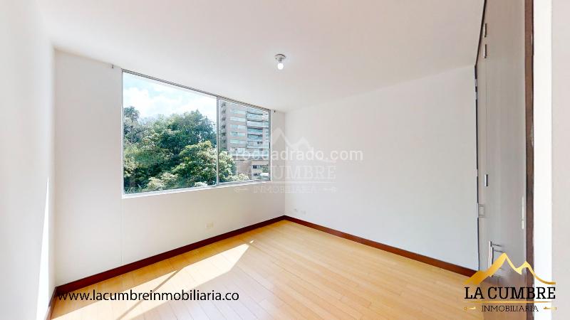 Apartamento de 3 Alcobas y 4 Baños en El Poblado - La Calera - 9