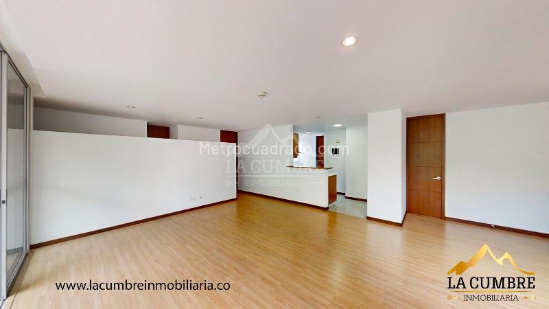 3BR Apartment in Zuñiga (133 m²) - 3