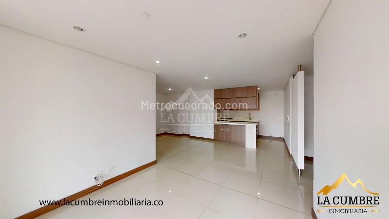 3BR Apartment for Rent in El Poblado (Castropol) with Double Parking - 2