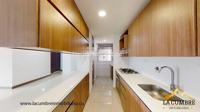 3BR Apartment for Rent in El Poblado (Castropol) with Double Parking - 6