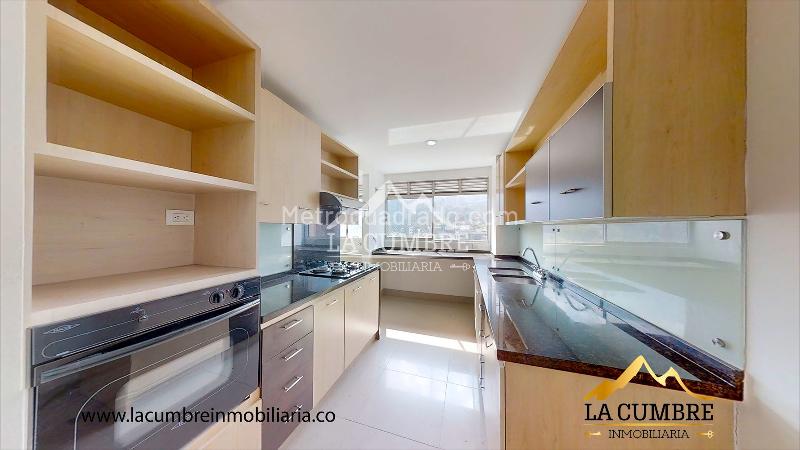 Luxury 3BR Apartment with Pool in Loma De Los Parra - 6