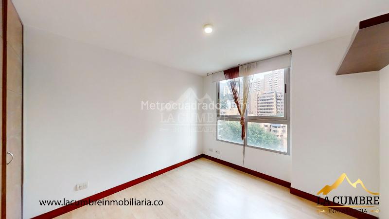 3BR Apartment with Pool in Loma Los Gonzales - 5