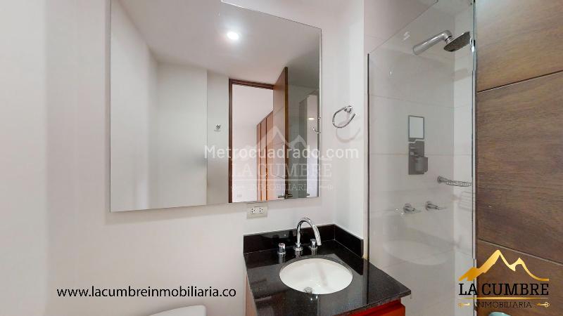 3BR Apartment with Pool in Loma Los Gonzales - 6